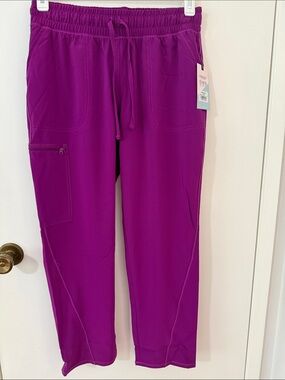 Straight Leg Medical Scrub Pants with Drawstring in Magenta